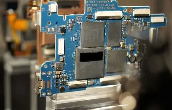 PCB板机器视觉检测设备越来越受PCB生产企业青睐？插图